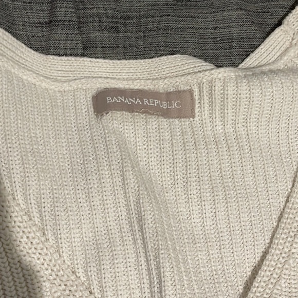 Banana Republic 3/4 sleeve sweater blouse - Picture 2 of 3